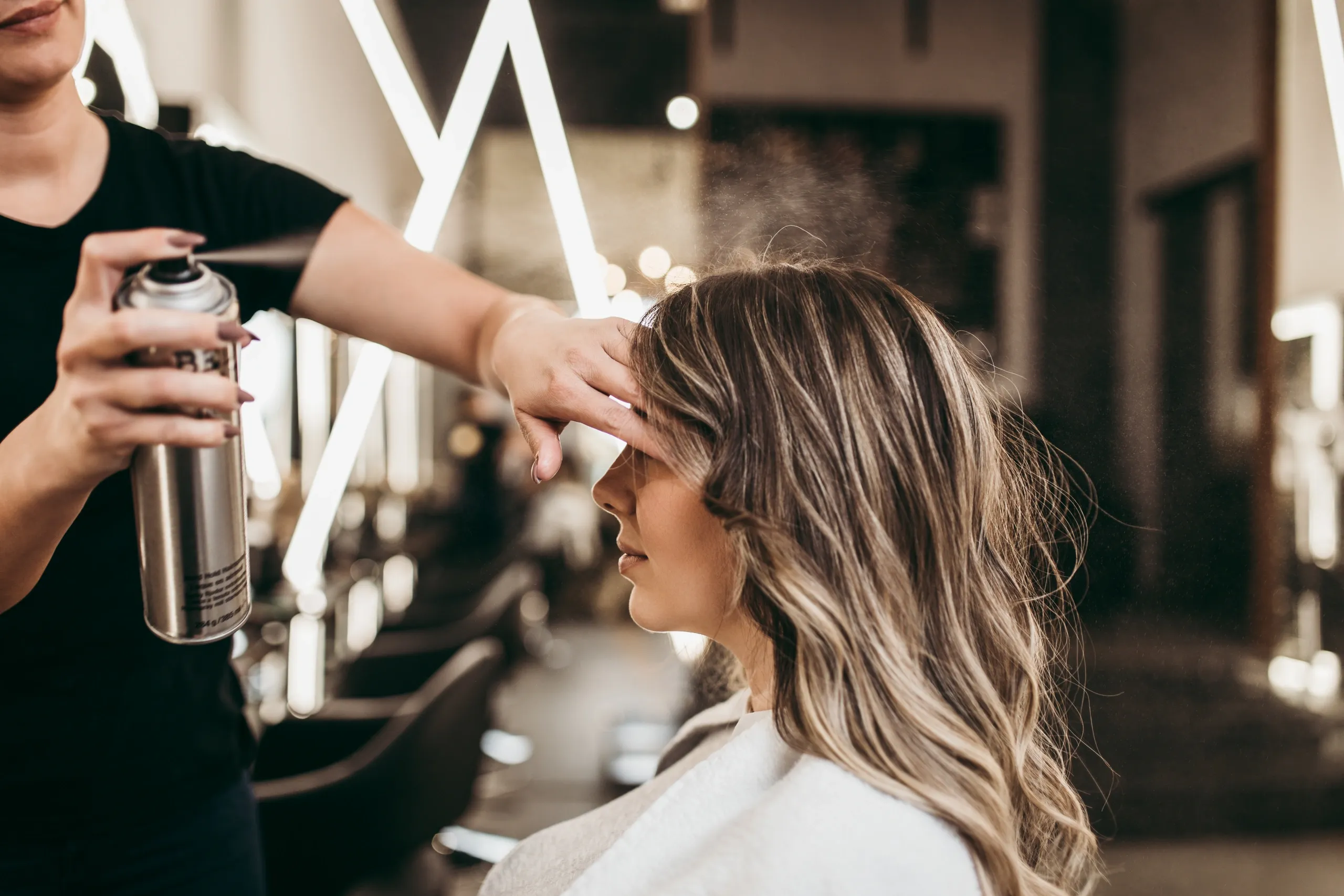 Salon de Coiffure : Tout savoir sur la technique du balayage et ses bienfaits à Cavalaire-sur-Mer